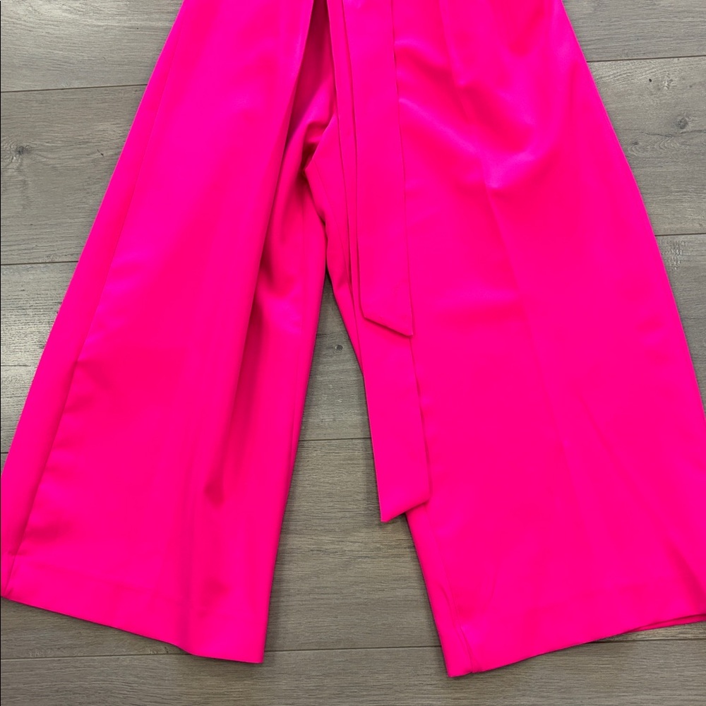 Vince Camuto Women's Sleeveless V-Neck Tie-Waist Jumpsuit Pink Size Small $109 - Picture 3 of 9
